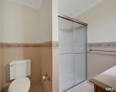 37 Sheephill Road - Photo Thumbnail 21