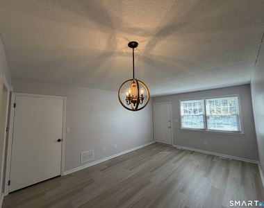 310 Booth Street - Photo Thumbnail 4