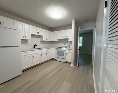 310 Booth Street - Photo Thumbnail 6