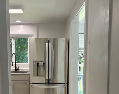 331 Munson Street - Photo Thumbnail 8