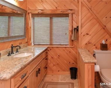555 West Purchase Road - Photo Thumbnail 11