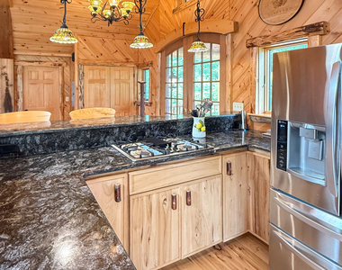 555 West Purchase Road - Photo Thumbnail 3