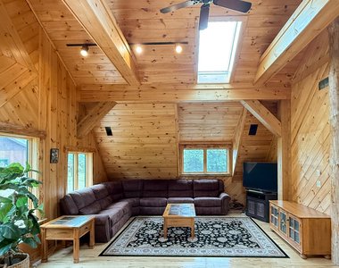 555 West Purchase Road - Photo Thumbnail 9