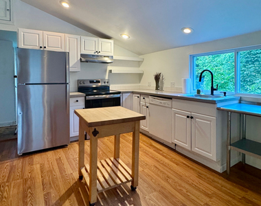 7 Sawmill Road - Photo Thumbnail 7