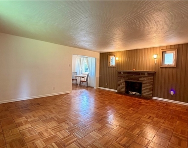 1053 Butler Road - Photo Thumbnail 4