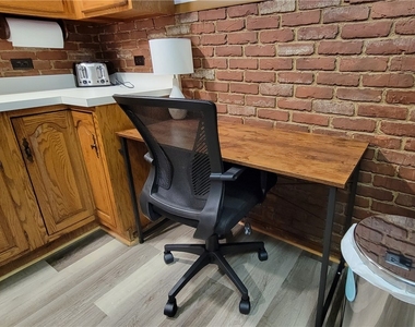 4927 Butler St - Photo Thumbnail 10