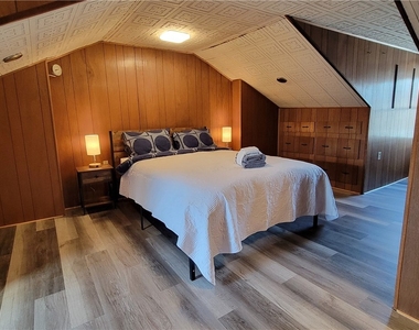4927 Butler St - Photo Thumbnail 23