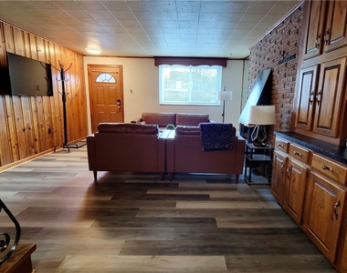 4927 Butler St - Photo Thumbnail 5