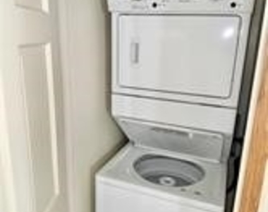 60 B Easy St - Photo Thumbnail 7