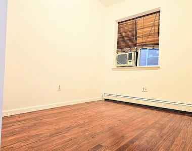754 40th Street - Photo Thumbnail 4