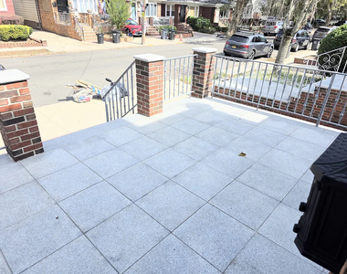 1752 Coleman Street - Photo Thumbnail 8