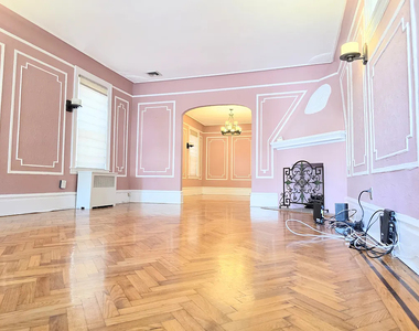 1752 Coleman Street - Photo Thumbnail 4