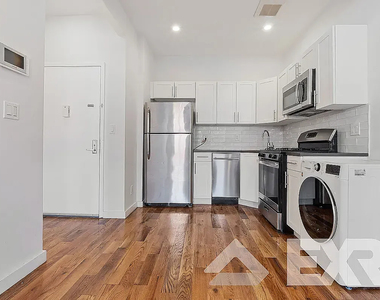 453 Irving Avenue - Photo Thumbnail 4