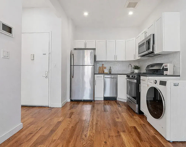 453 Irving Avenue - Photo Thumbnail 3