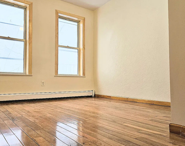 6711 5th Avenue - Photo Thumbnail 2