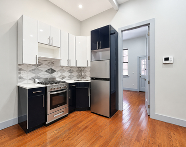 9 Marcus Garvey Blvd - Photo Thumbnail 2
