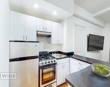 140 East 46th Street - Photo Thumbnail 2