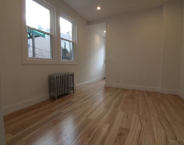 179 Eckford Street - Photo Thumbnail 12