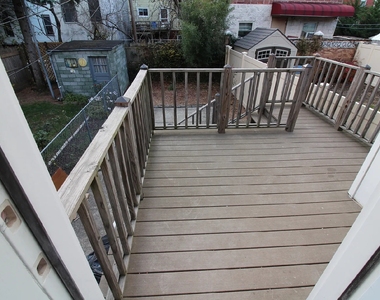 179 Eckford Street - Photo Thumbnail 16