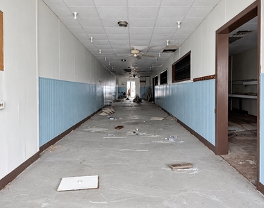 27 Washington Avenue - Photo Thumbnail 8