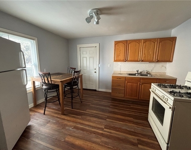 98 Fairbanks Street - Photo Thumbnail 4