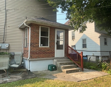 98 Fairbanks Street - Photo Thumbnail 1