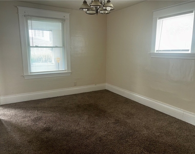 98 Fairbanks Street - Photo Thumbnail 3