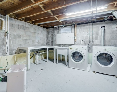 146 Prospect Street - Photo Thumbnail 30