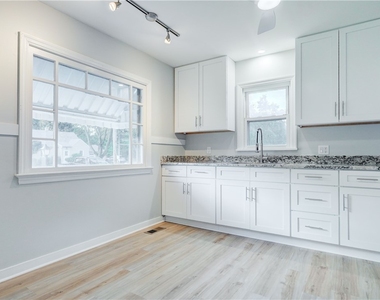 146 Prospect Street - Photo Thumbnail 8