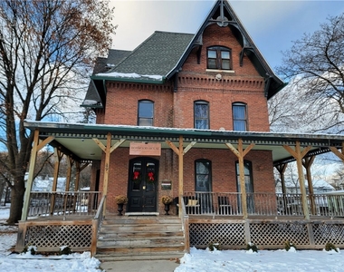49 Center Street - Photo Thumbnail 25
