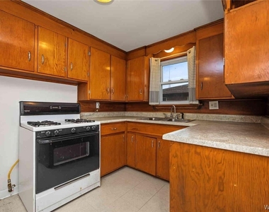 40 Eagan Drive - Photo Thumbnail 16