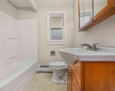 40 Eagan Drive - Photo Thumbnail 12