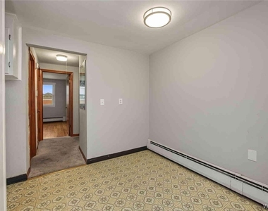 40 Eagan Drive - Photo Thumbnail 12