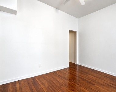 928 Amsterdam Avenue - Photo Thumbnail 6