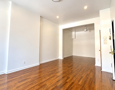 928 Amsterdam Avenue - Photo Thumbnail 4