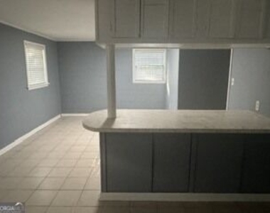 2792 Altaview Drive Se - Photo Thumbnail 10