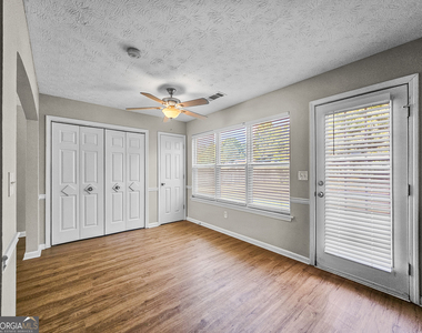 80 Forest Brook Drive - Photo Thumbnail 4