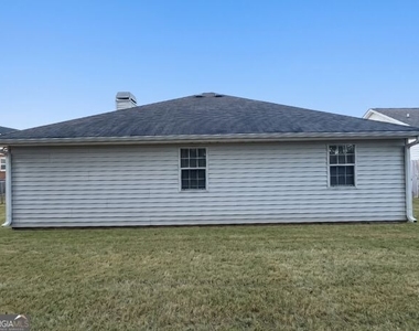 140 Landing Drive - Photo Thumbnail 12
