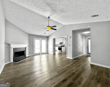 140 Landing Drive - Photo Thumbnail 1