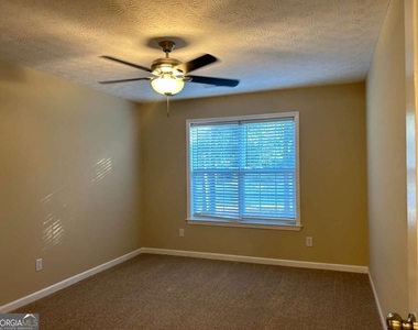 75 Sycamore Way - Photo Thumbnail 29