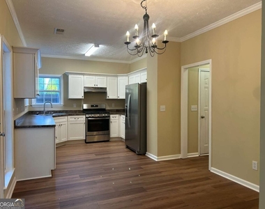 75 Sycamore Way - Photo Thumbnail 17