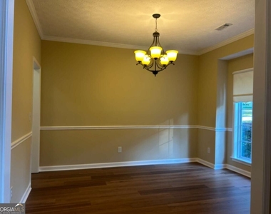 75 Sycamore Way - Photo Thumbnail 5