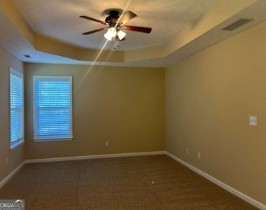 75 Sycamore Way - Photo Thumbnail 51