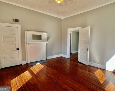 495 Ruth Street - Photo Thumbnail 9