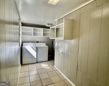 495 Ruth Street - Photo Thumbnail 8