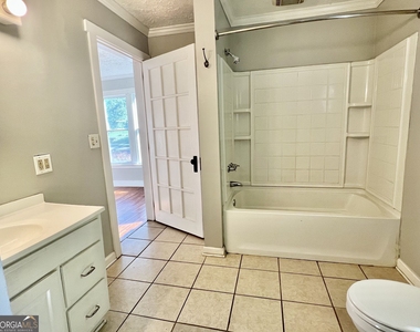495 Ruth Street - Photo Thumbnail 4