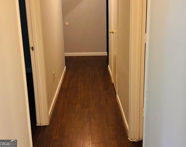3393 Framingham Drive - Photo Thumbnail 12