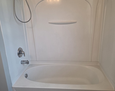 2432 Black Forest Drive - Photo Thumbnail 16