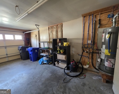 520 Cornwallis Way - Photo Thumbnail 10