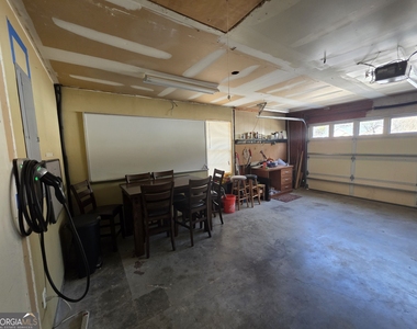 520 Cornwallis Way - Photo Thumbnail 9